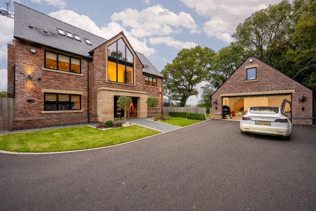 Main image of property: Clay Hollow Lane, Mawdesley, L40