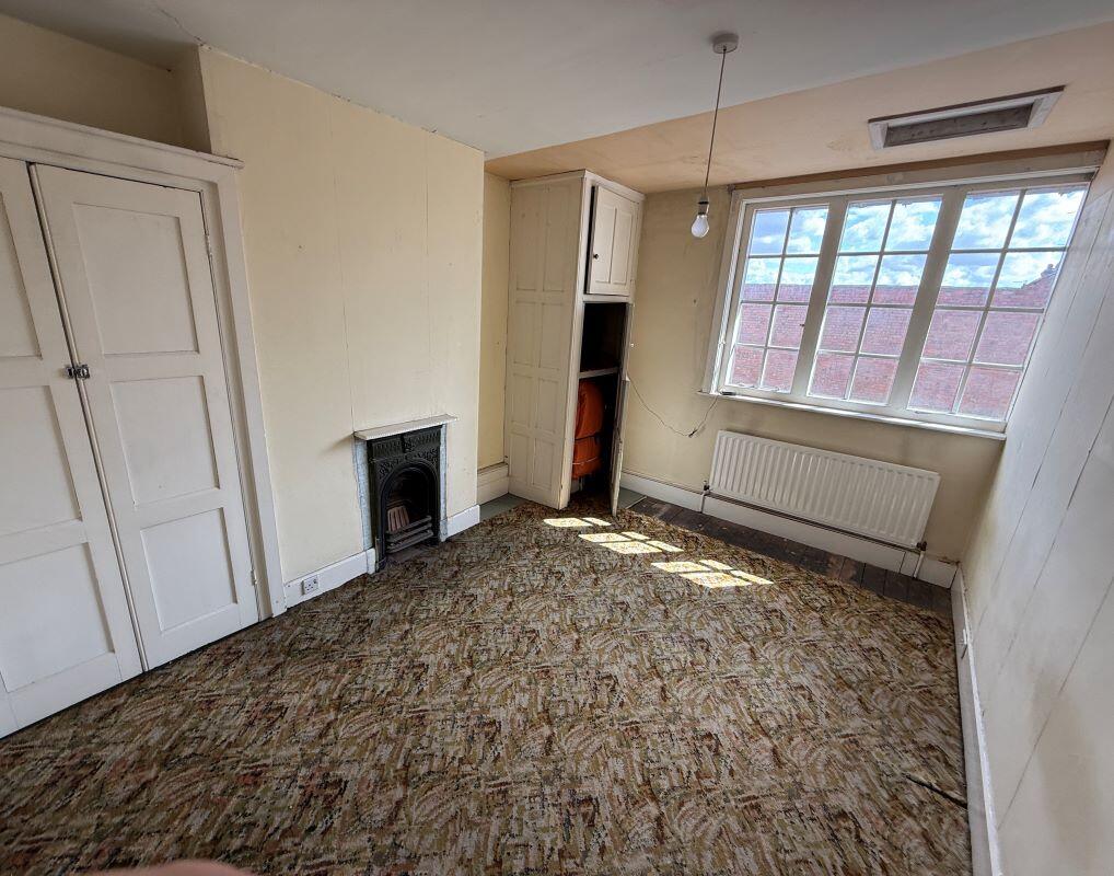House in Leicester - More