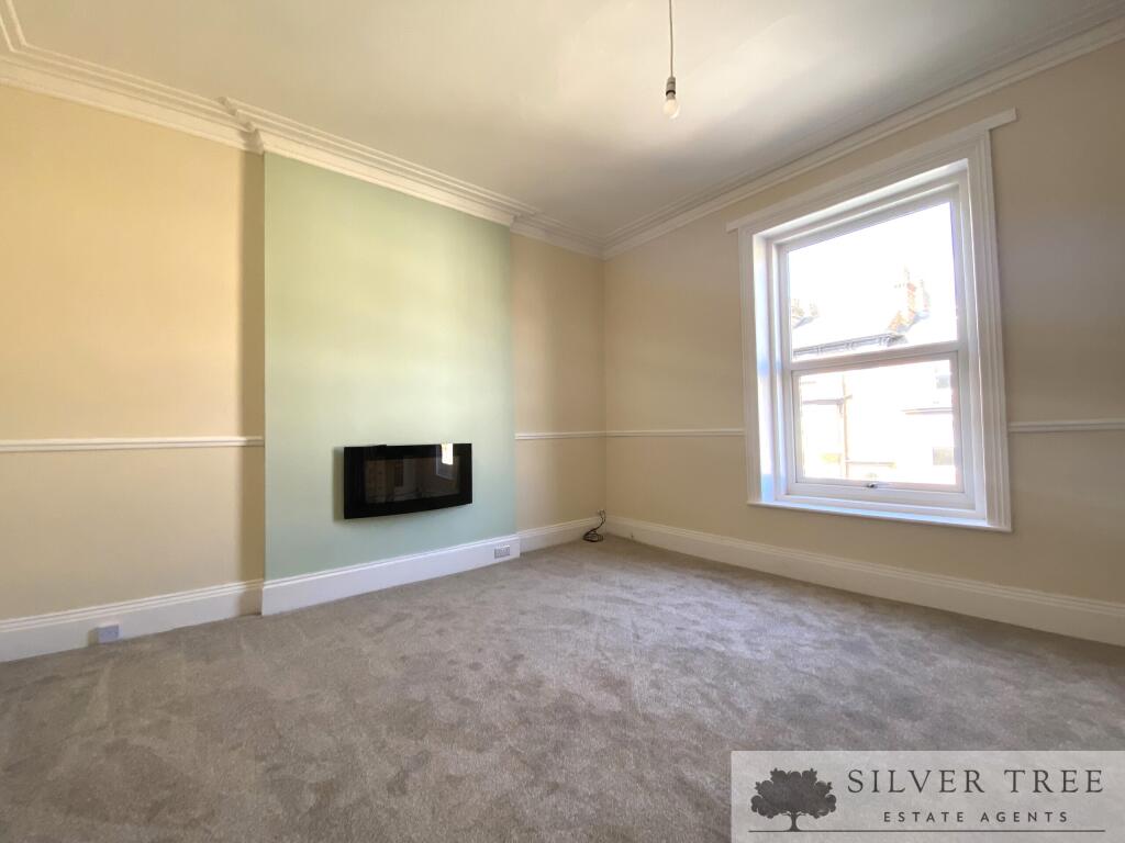 Apartment in York - View 2