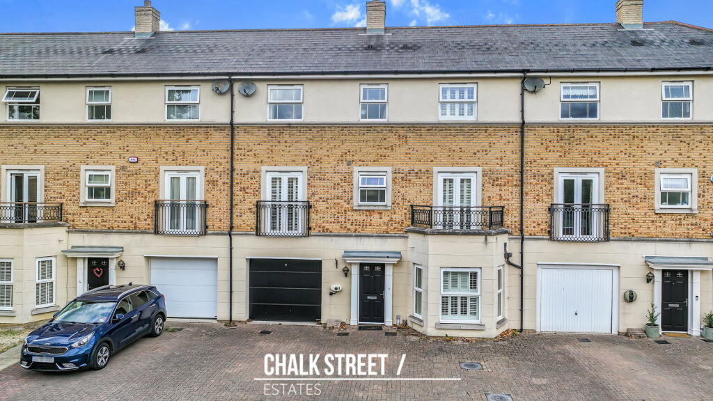 Main image of property: De Paul Way, Brentwood, CM14