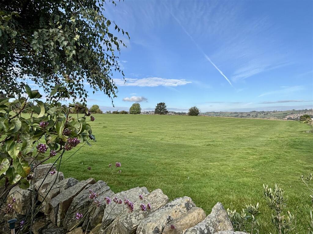 Additional image 2 of Fieldway, Clayton, Bradford