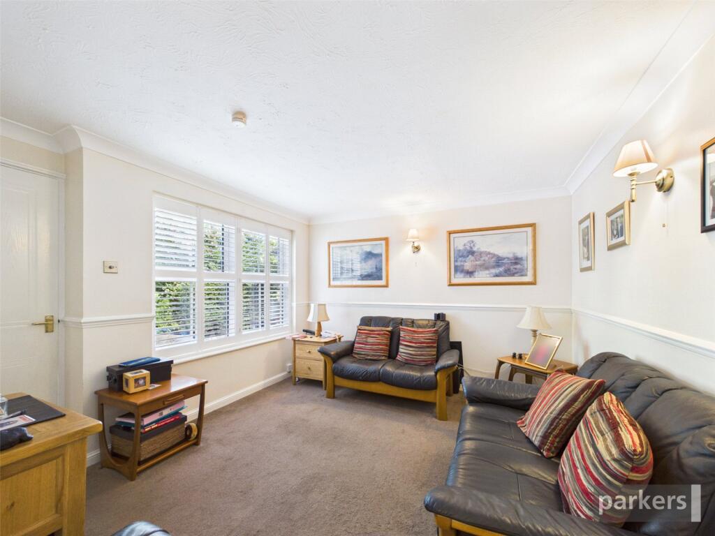 Donaldson Way, Woodley, Reading, Berkshire, RG5 photo 2