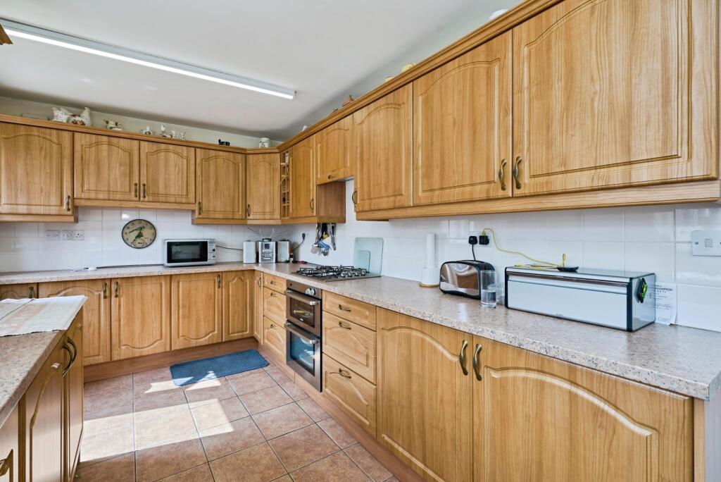 House in Wolverhampton, Springfield, Fallings Park - View 4