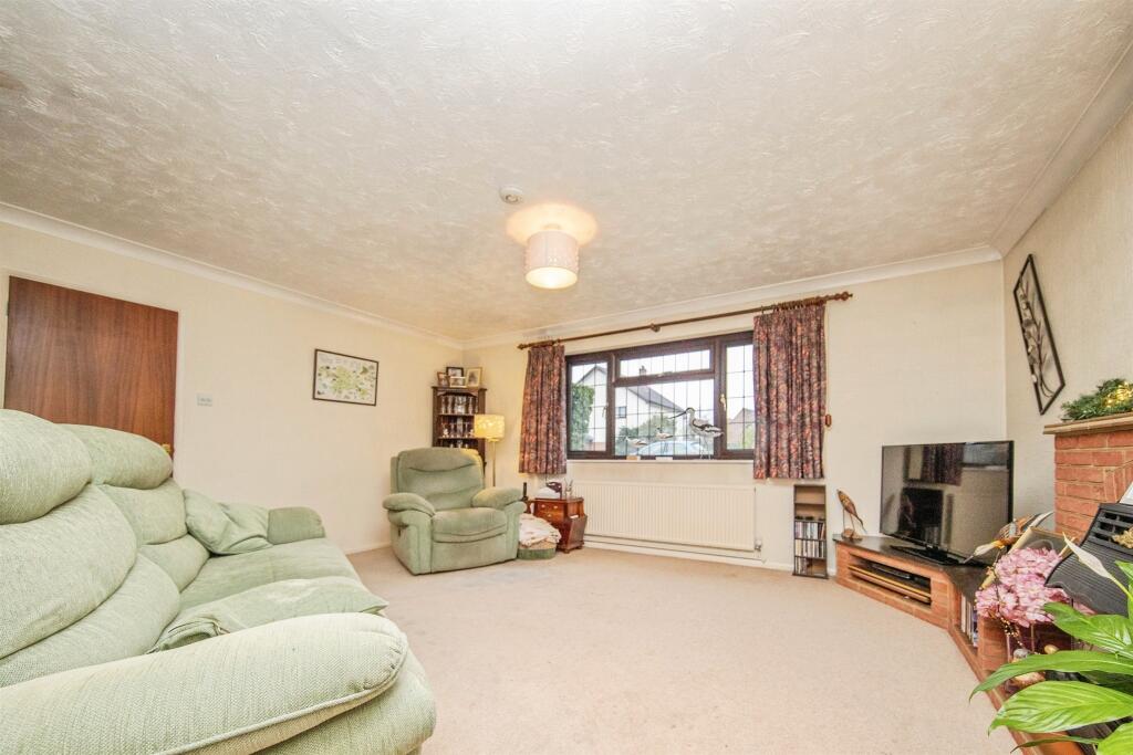 Broomfield Mews, Martlesham Heath, Ipswich photo 3