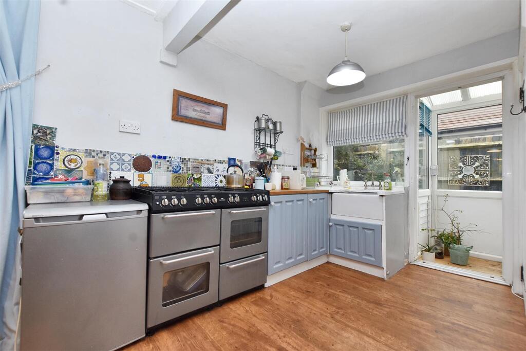 House in Wealden, Pevensey - View 3