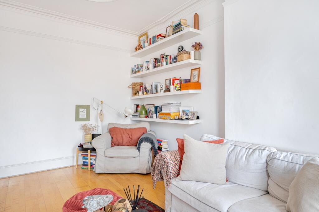 Apartment in London - View 4