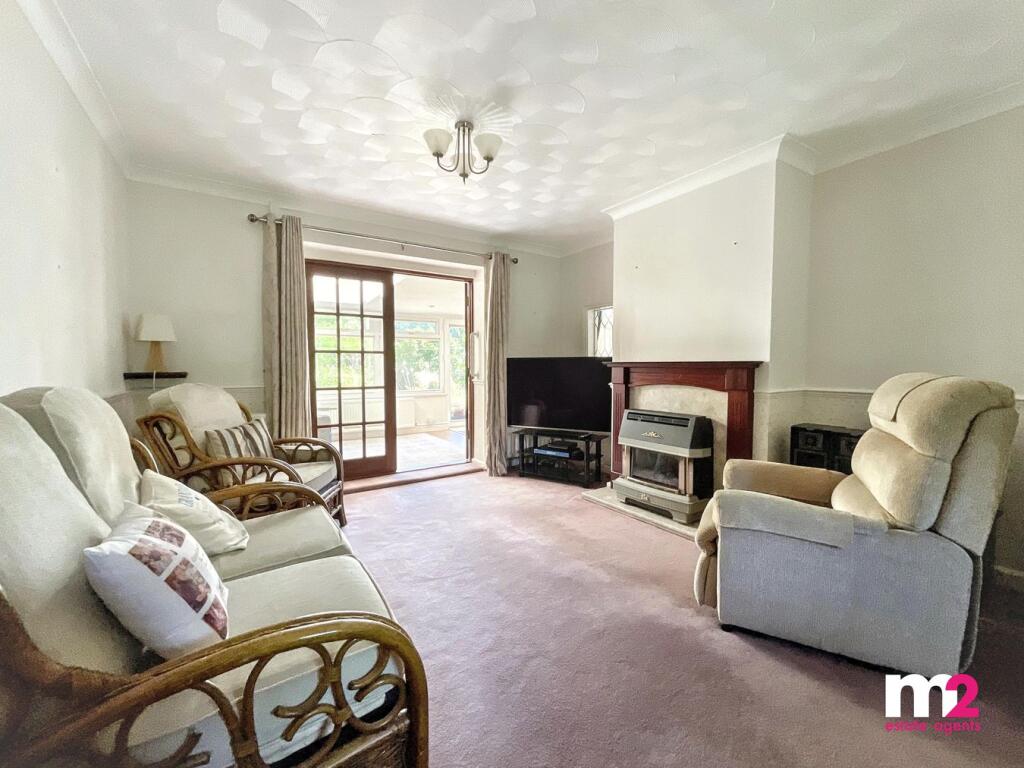House in Newport - View 5