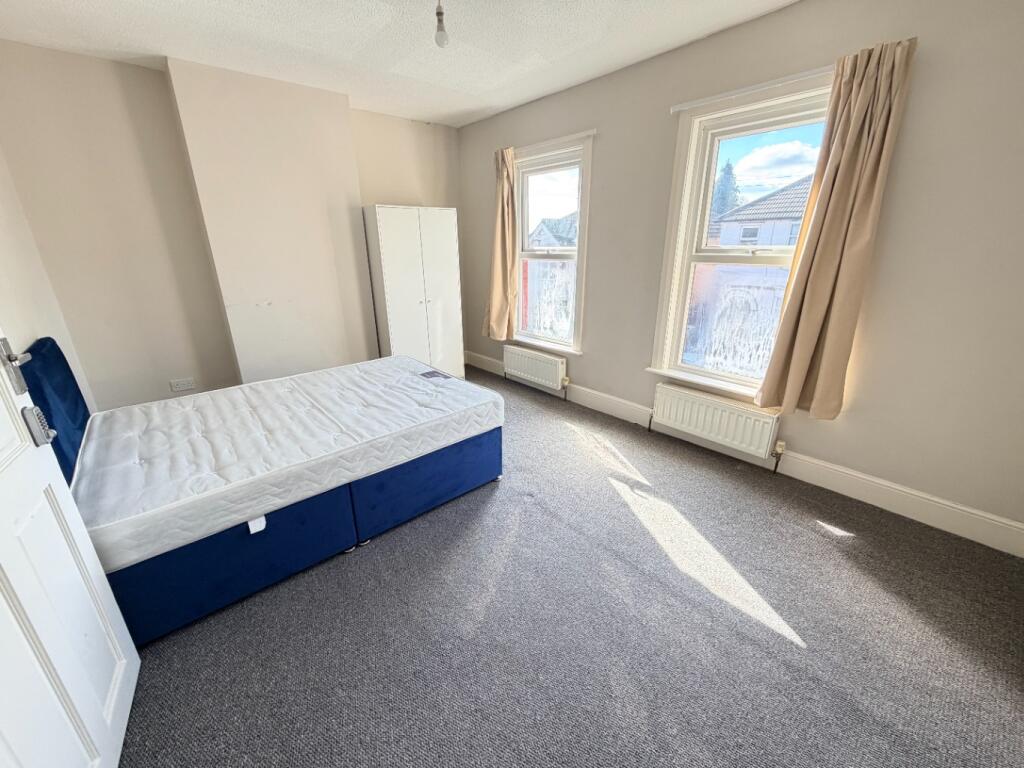 Main image of property: Talbot Road, Luton