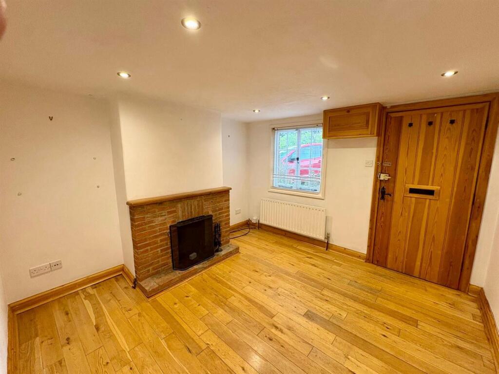 House in Hart, Ewshot - View 3