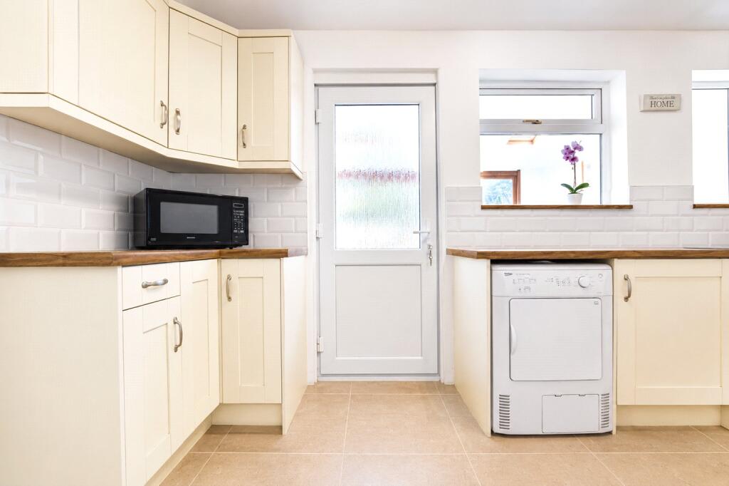 House in Northampton - View 5