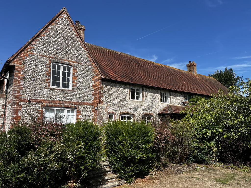 Main image of property: Elven Lane, BN20