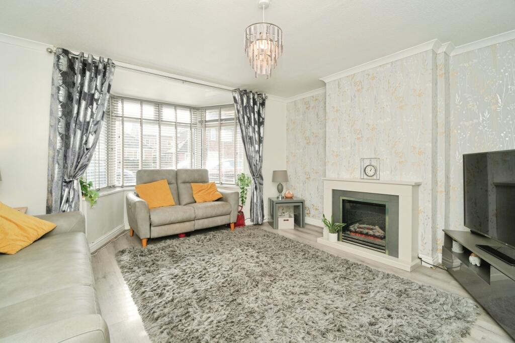 Culcheth Avenue, Wigan, WN2 photo 2