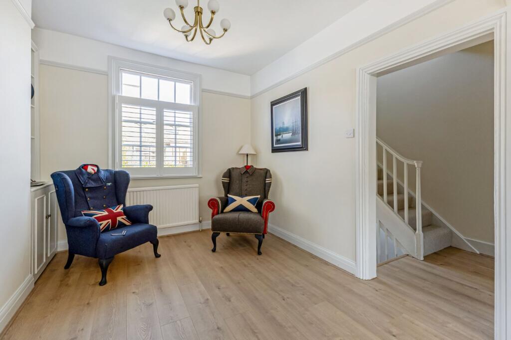 House in Slough - View 5