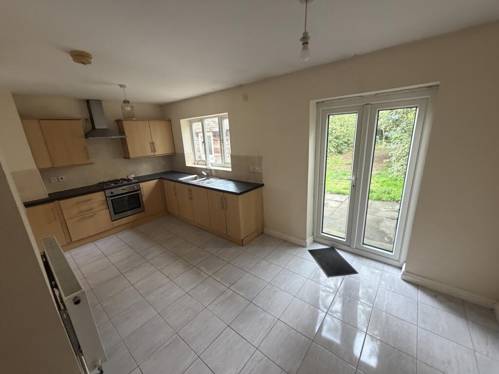 House in Wolverhampton - View 4