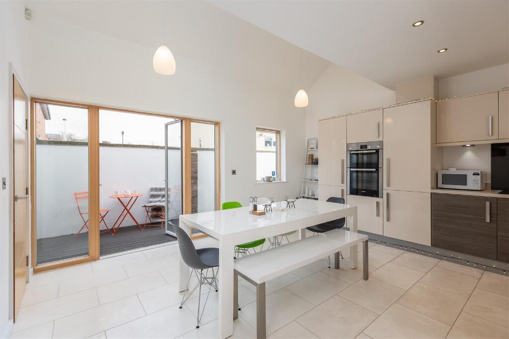 Spire View, Pickering, North Yorkshire, YO18 – pohled 5