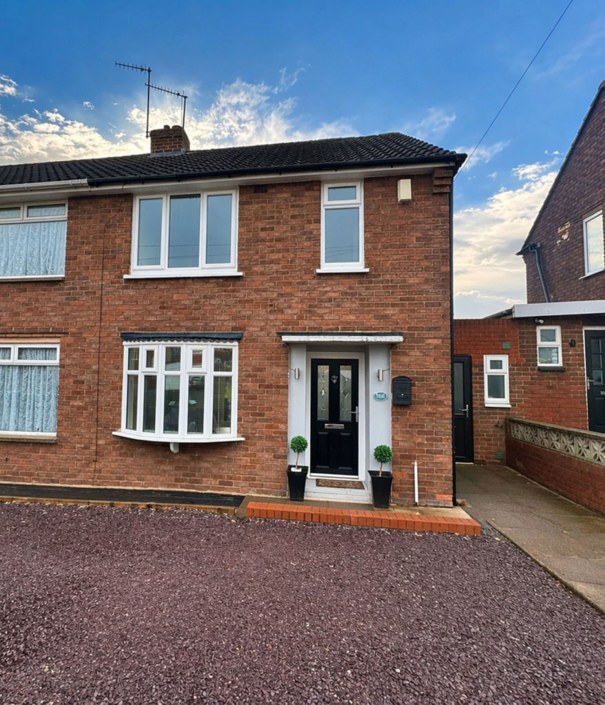 Main image of property: Commonside, Brierley Hill, DY5 4AA