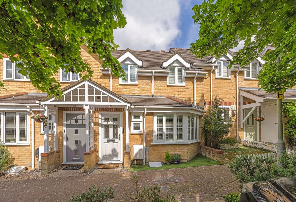 Main image of property: Foxwood Grove, Pratts Bottom, BR6