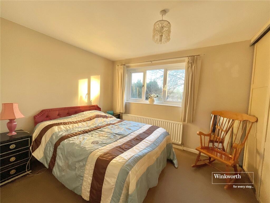Celandine Close, Christchurch, Dorset, BH23 photo 4