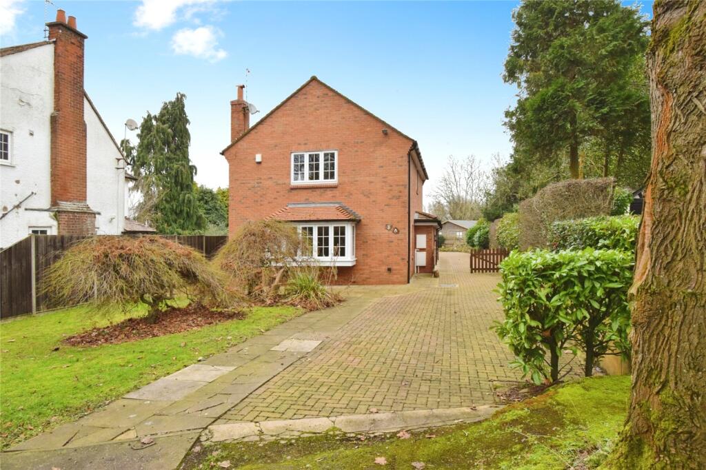 Main image of property: The Oval, Oadby, Leicester, Leicestershire, LE2