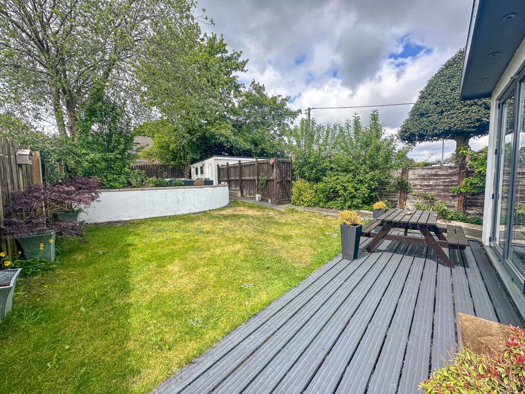 4 bedroom detached house for sale in Thornley Lane, Rowlands Gill, NE39 - View 3