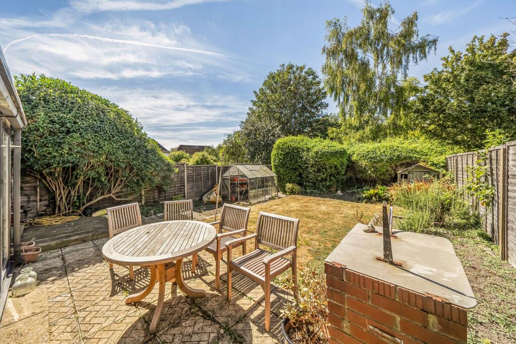 House in North Hertfordshire, Hertfordshire - More