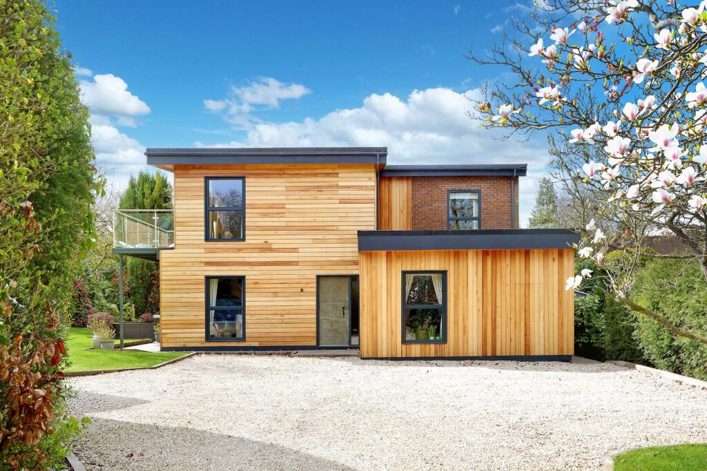 Main image of property: Elm Road, Penn, High Wycombe, Buckinghamshire, HP10