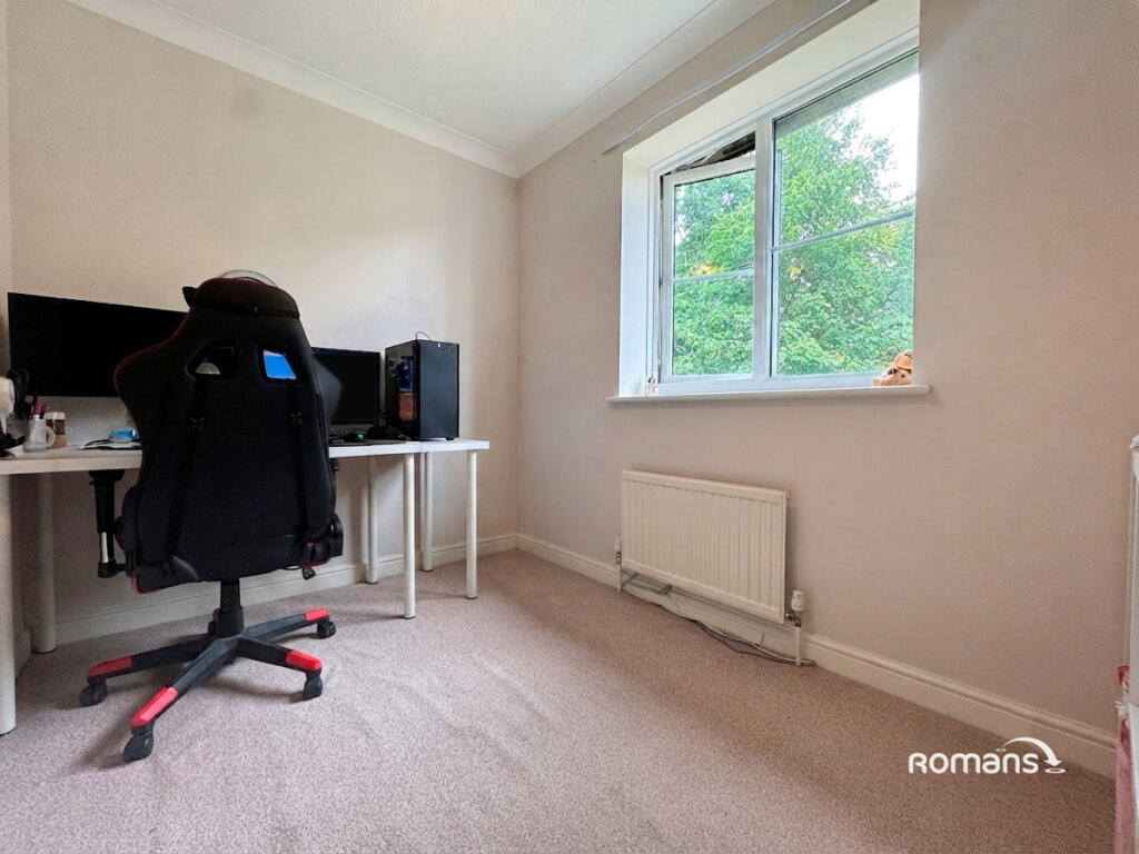 Apartment in Basingstoke and Deane, Tadley Hill, Tadley - View 3