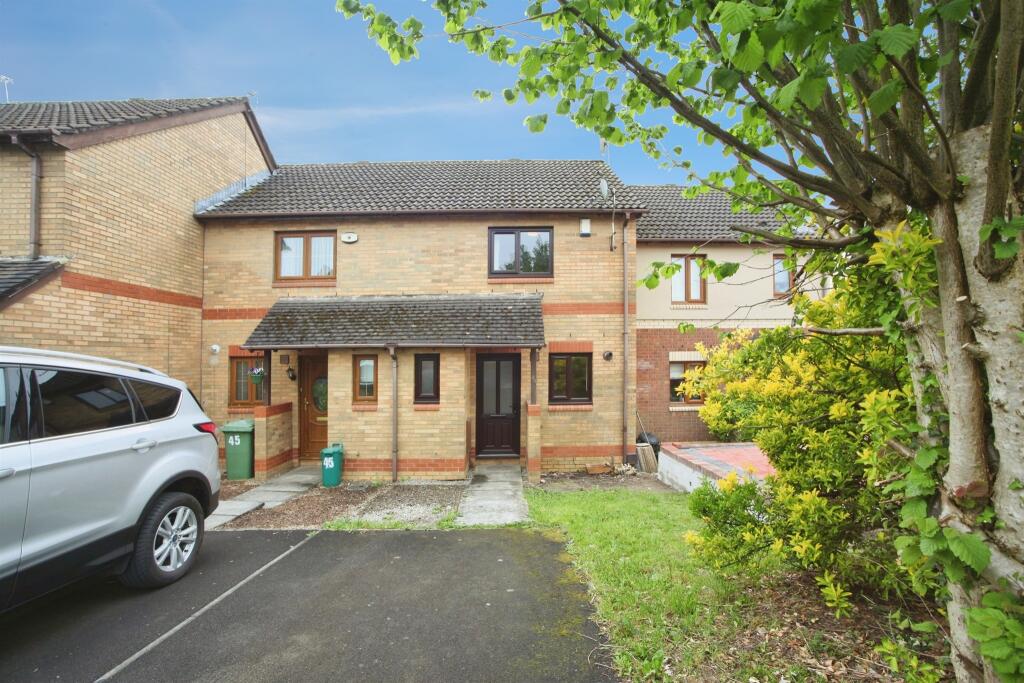 Main image of property: Clos Myddlyn, Beddau, Pontypridd