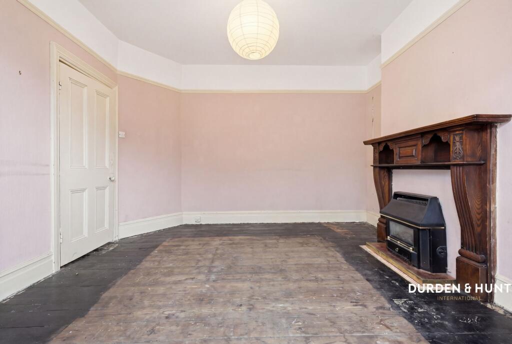 House in London - View 2