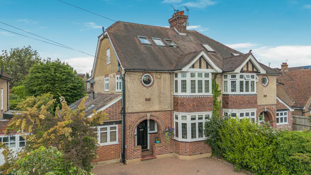 Main image of property: Lynton Avenue, St Albans, AL1