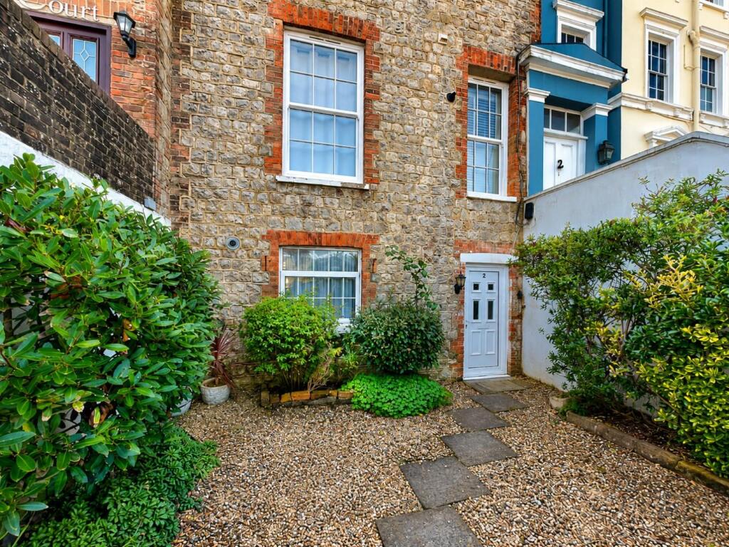 Main image of property: Marine Parade, Hythe