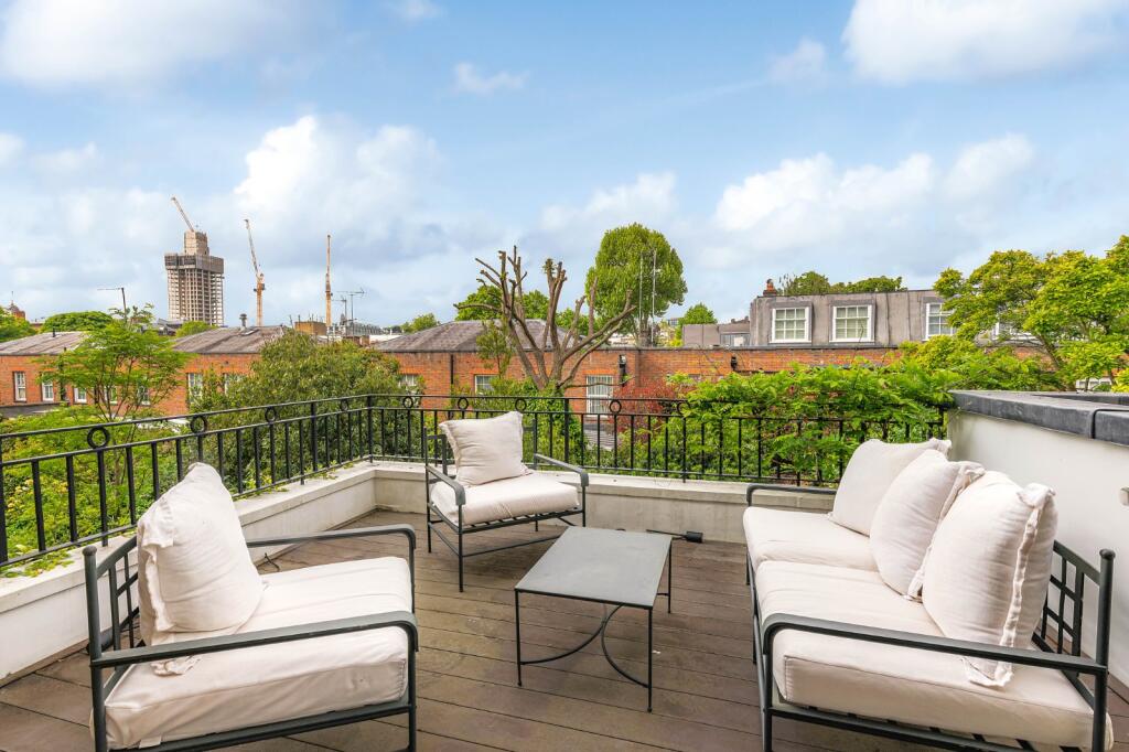 House in London, Kensington - View 5