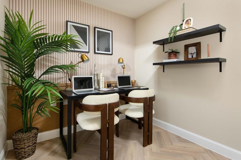 House in Wellingborough, Glenvale Park - More
