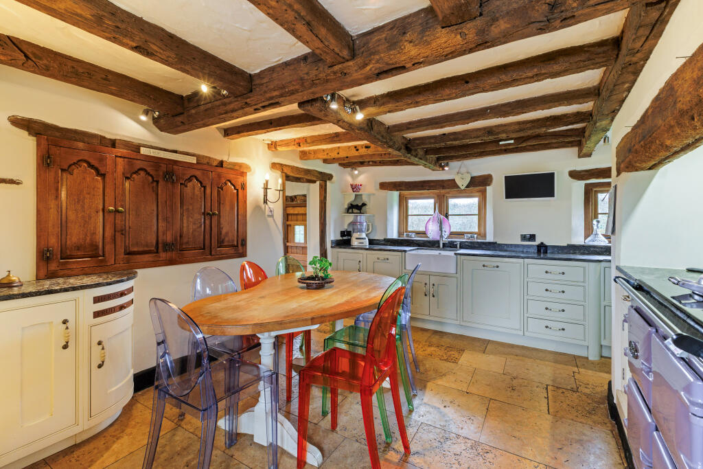 House in Basingstoke and Deane, Ashford Hill with Headley - More