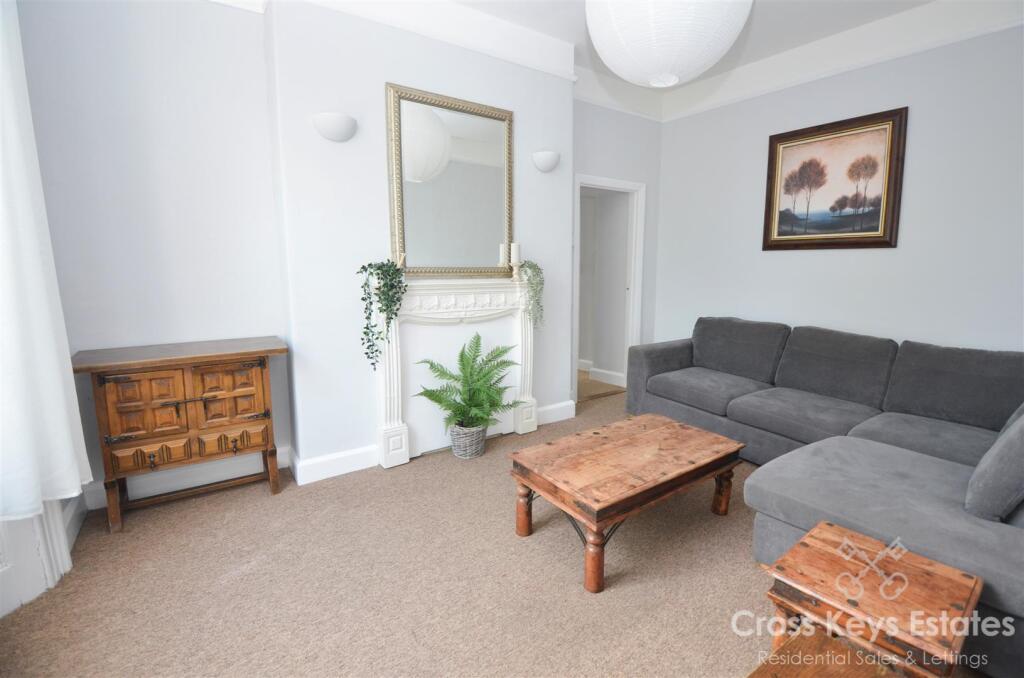 Apartment in Plymouth - View 3