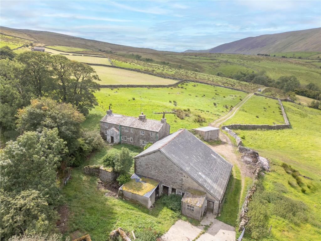3-bed detached on High House Farm, Gawthrop, Sedbergh, Cumbria, £675,000