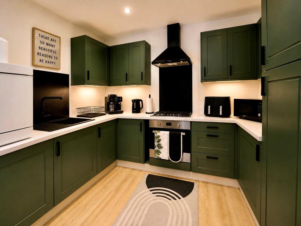 Blacksmith Close, Aldershot, Hampshire, GU12 - View 3