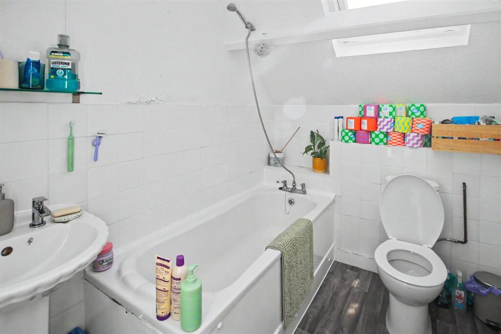 Apartment in Bedford, De Parys - View 5