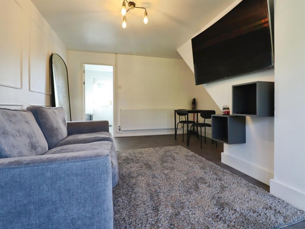 House in Cardiff, Pentrebane, Fairwater - View 2