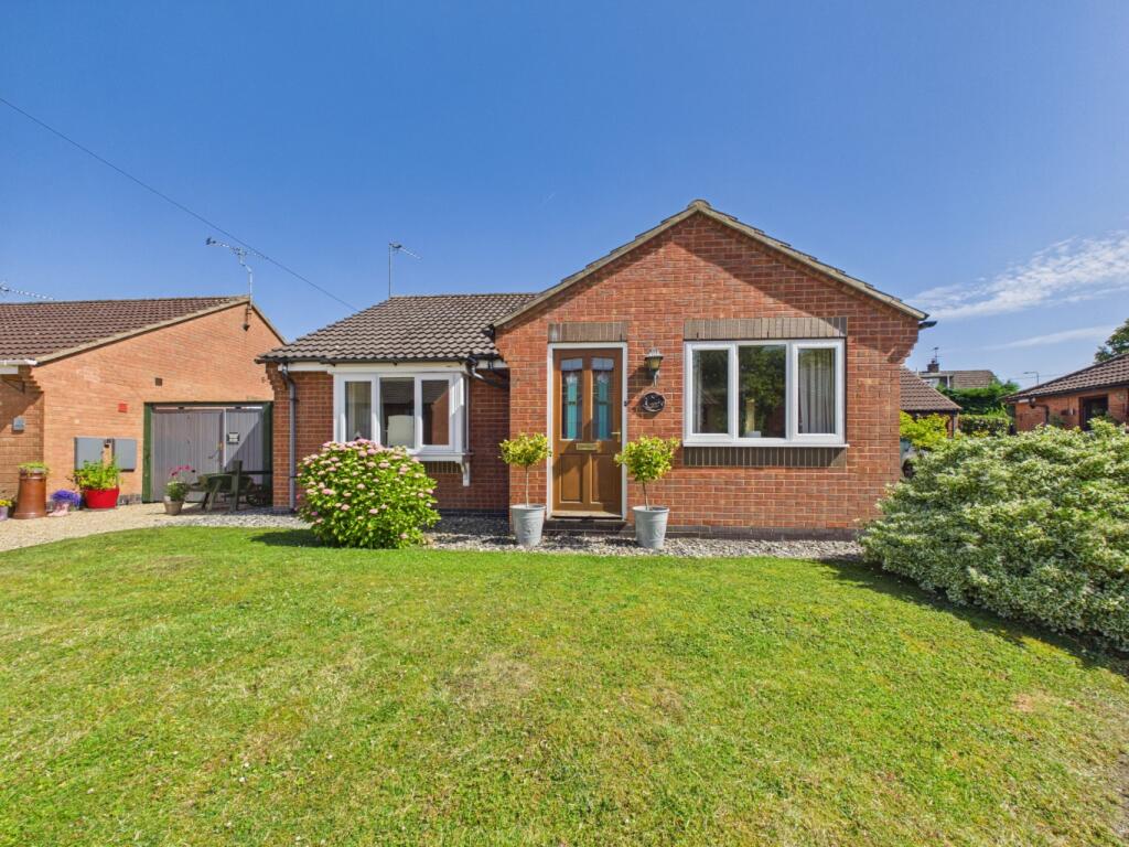 Main image of property: Simpson Close, Barrow-Upon-Humber, Lincolnshire, DN19 7BL