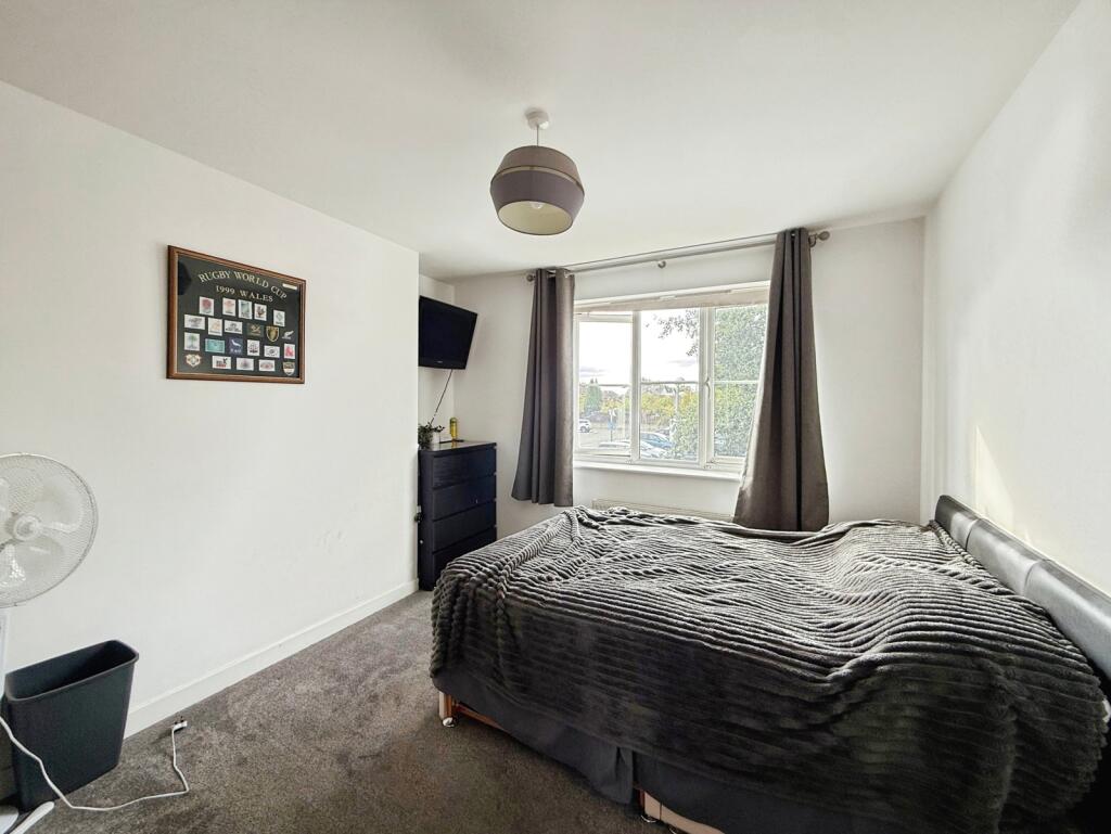 Apartment in Reading - More