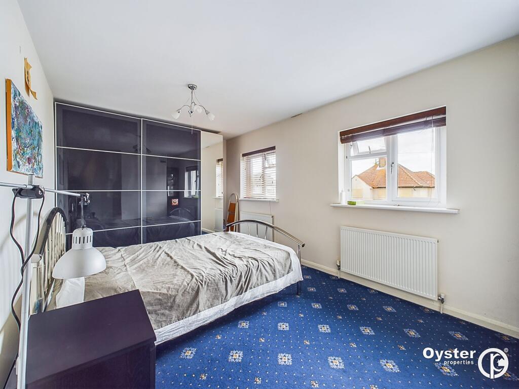 Merlin Crescent, Edgware, HA8 - More