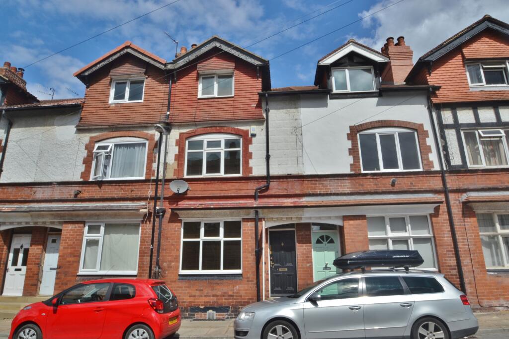Main image of property: Hawthorn Vale, Chapel Allerton, Leeds, LS7
