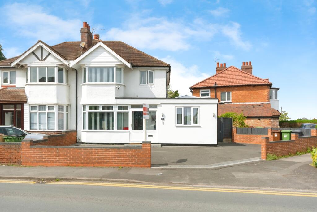 Main image of property: Castle Lane, Solihull, West Midlands, B92