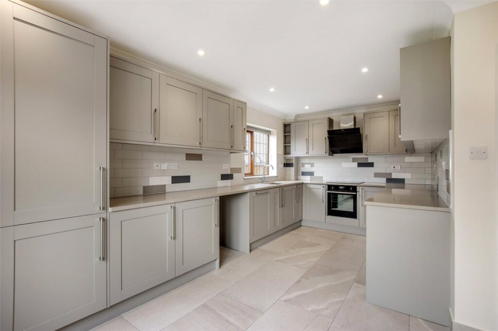 Church Road, Hartley, Kent, DA3 photo 3