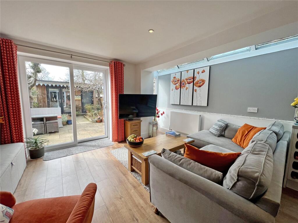 House in New Forest, Milford-on-Sea - View 5