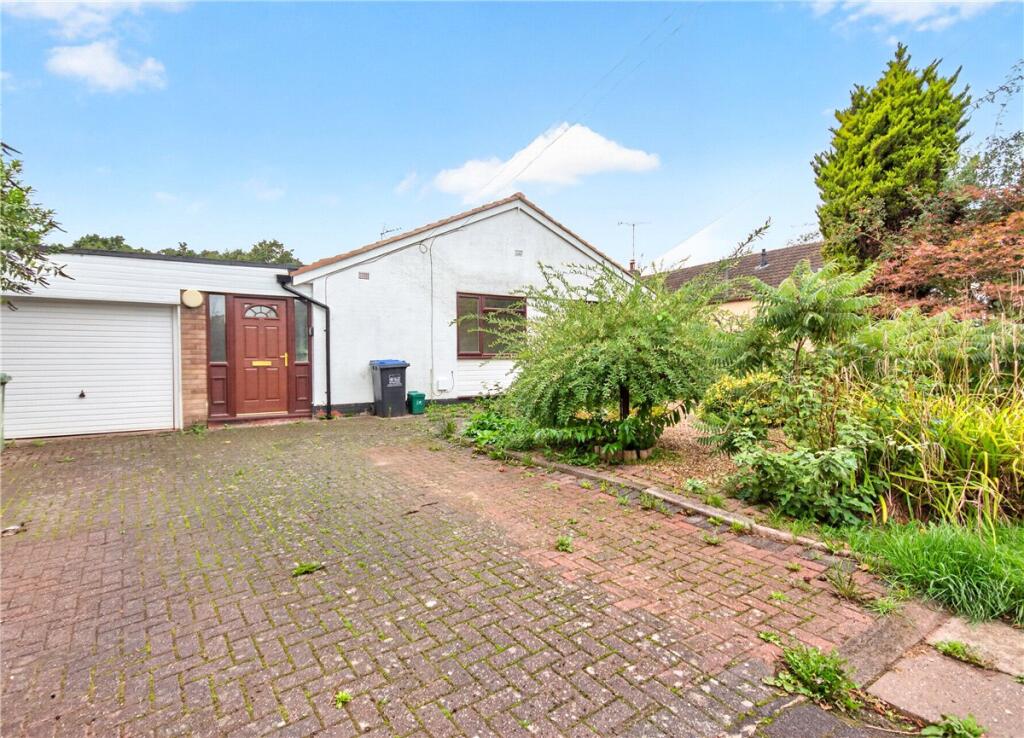 Main image of property: Hodgetts Lane, Burton Green, Kenilworth, Warwickshire, CV8