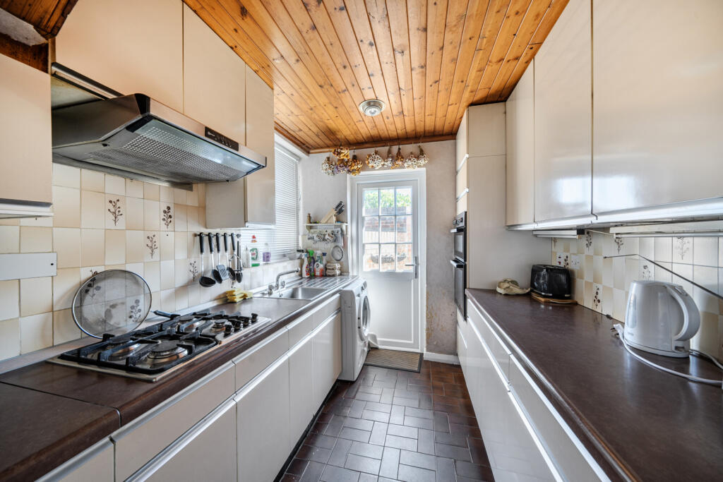 House in Harrow - View 5