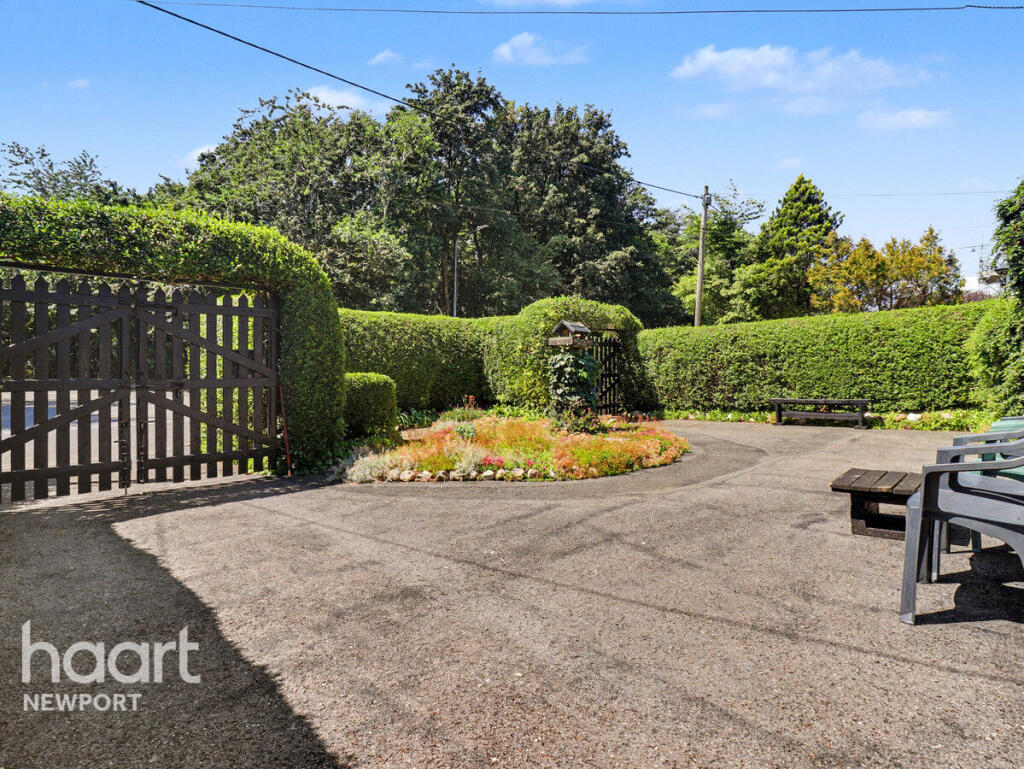 House in Newport, Pye Corner, Rogerstone - View 2