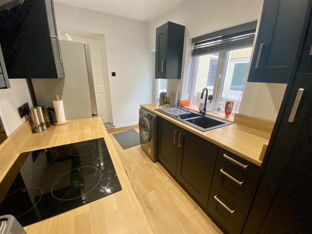 House in Hinckley and Bosworth, Barwell - View 4
